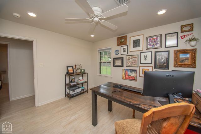 2805 Glenwood Cove, Jonesboro, AR 72401