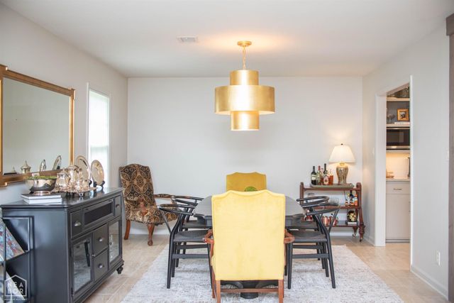 2805 Glenwood Cove, Jonesboro, AR 72401
