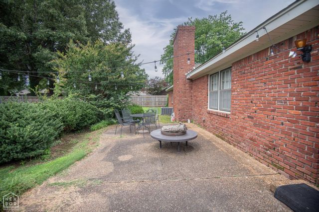 2805 Glenwood Cove, Jonesboro, AR 72401