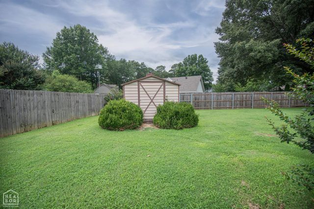 2805 Glenwood Cove, Jonesboro, AR 72401