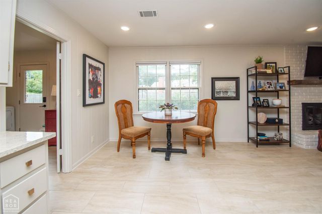 2805 Glenwood Cove, Jonesboro, AR 72401