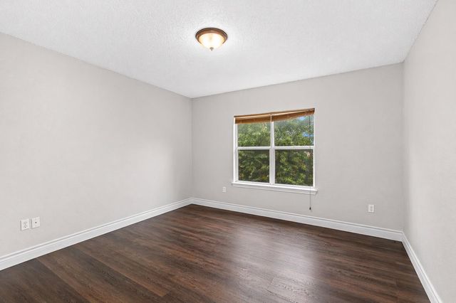 206 Covala DR, Cedar Park, TX 78613