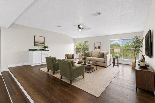 206 Covala DR, Cedar Park, TX 78613