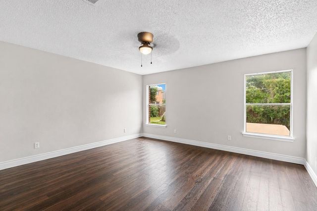 206 Covala DR, Cedar Park, TX 78613