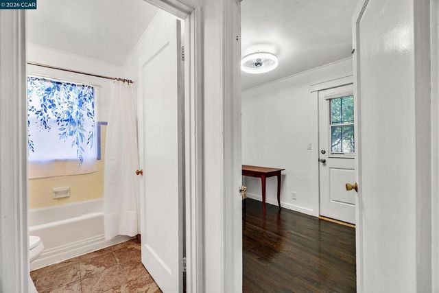 2370 Pine Ave, Richmond, CA 94806