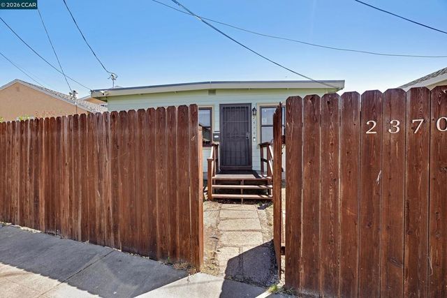 2370 Pine Ave, Richmond, CA 94806