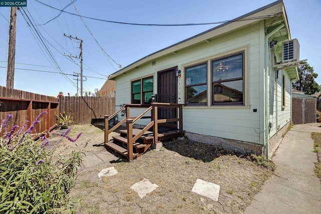 2370 Pine Ave, Richmond, CA 94806
