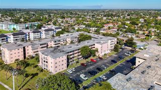 4211 NW 41st St 205, Lauderdale Lakes, FL 33319