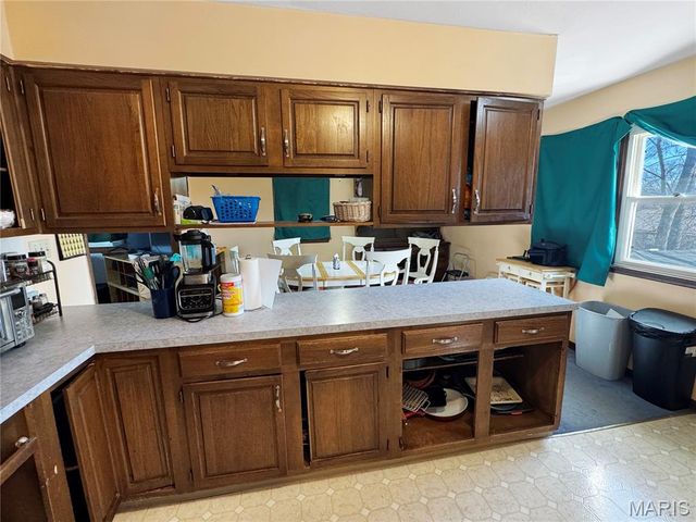 1002 Marilyn Court, Washington, MO 63090