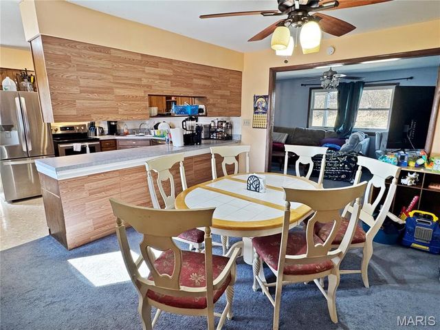 1002 Marilyn Court, Washington, MO 63090