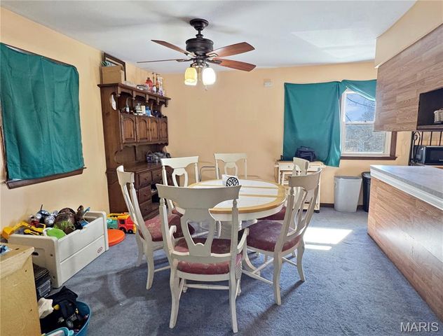 1002 Marilyn Court, Washington, MO 63090