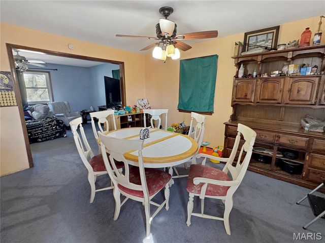 1002 Marilyn Court, Washington, MO 63090