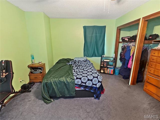 1002 Marilyn Court, Washington, MO 63090