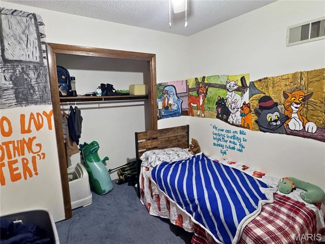 1002 Marilyn Court, Washington, MO 63090