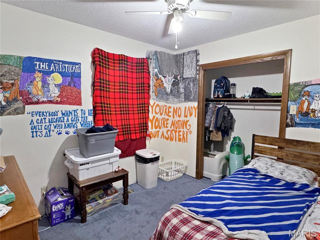 1002 Marilyn Court, Washington, MO 63090