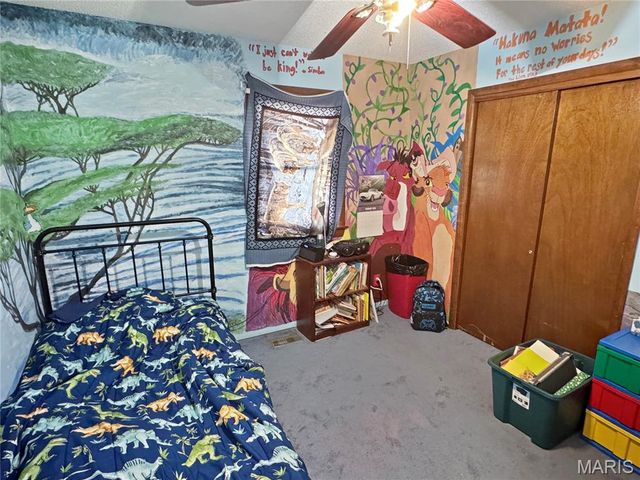 1002 Marilyn Court, Washington, MO 63090