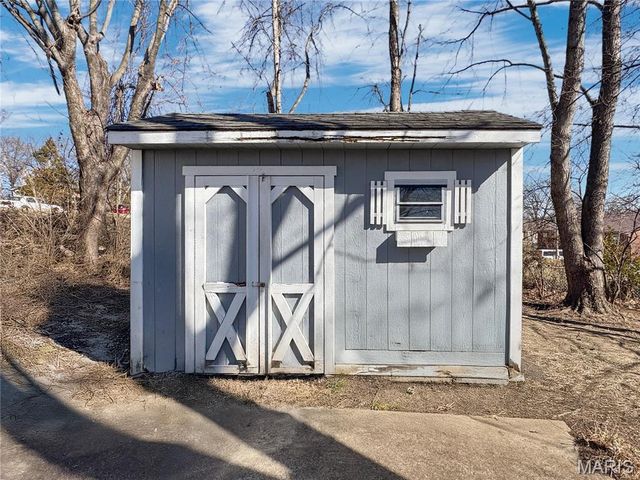 1002 Marilyn Court, Washington, MO 63090