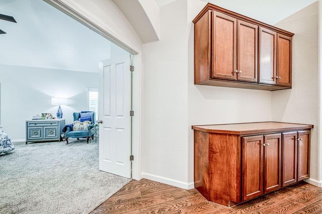 1140 E Sawgrass Avenue, Fresno, CA 93730
