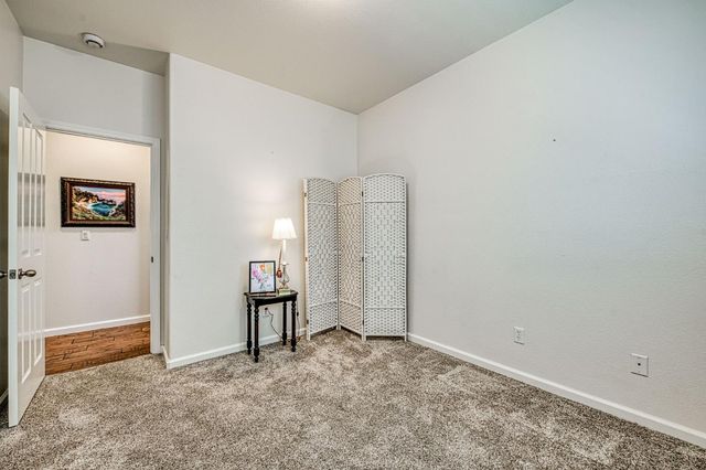 1140 E Sawgrass Avenue, Fresno, CA 93730