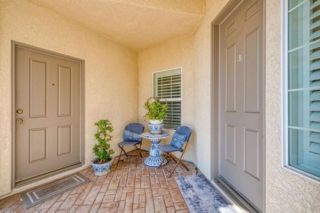 1140 E Sawgrass Avenue, Fresno, CA 93730
