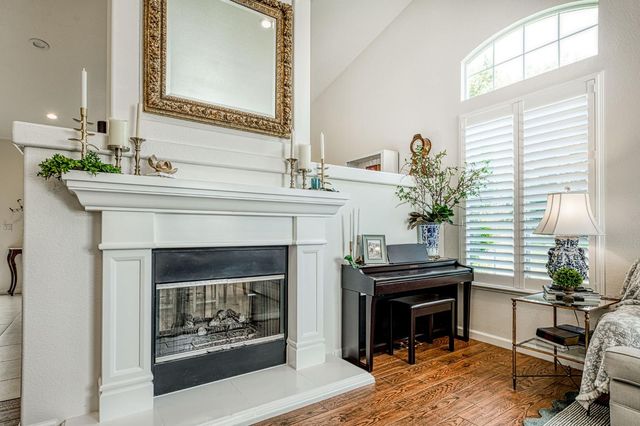 1140 E Sawgrass Avenue, Fresno, CA 93730
