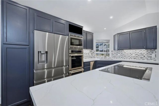 19231 Ravenhill Road, Hidden Valley Lake, CA 95467