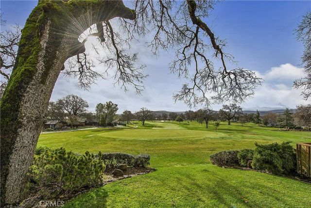 19231 Ravenhill Road, Hidden Valley Lake, CA 95467