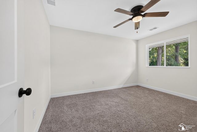 29055 Bredow Avenue, Romulus, MI 48174