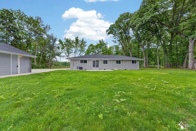 29055 Bredow Avenue, Romulus, MI 48174
