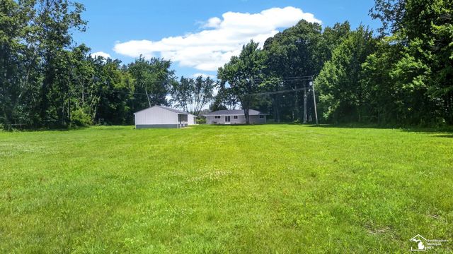 29055 Bredow Avenue, Romulus, MI 48174