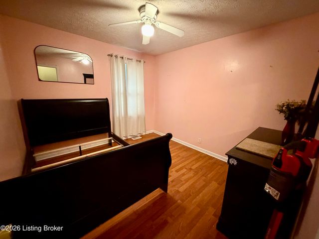 69 Jefferson Ave, Bardstown, KY 40004