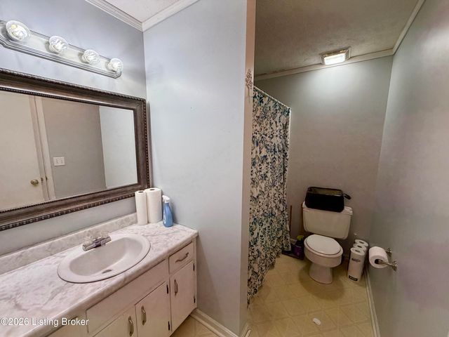69 Jefferson Ave, Bardstown, KY 40004
