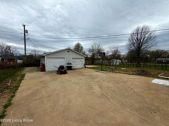 69 Jefferson Ave, Bardstown, KY 40004