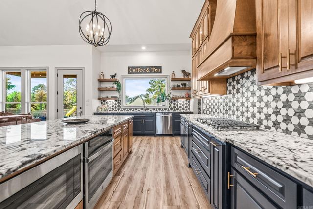 98 Hargrove, Greenbrier, AR 72058