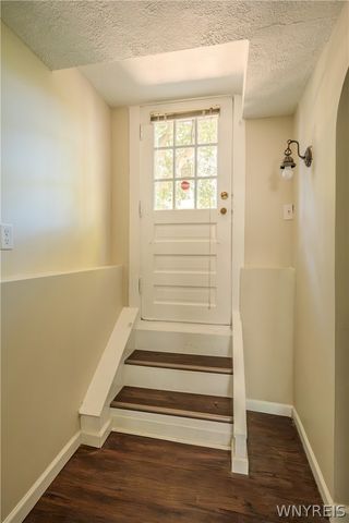 206 Lehn Springs Drive, Amherst, NY 14221
