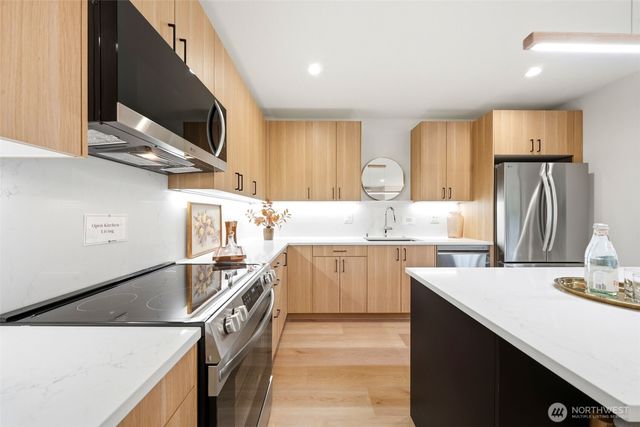 4909 SW Canada Drive, Seattle, WA 98136
