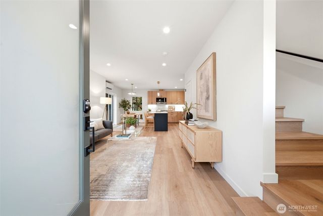 4909 SW Canada Drive, Seattle, WA 98136