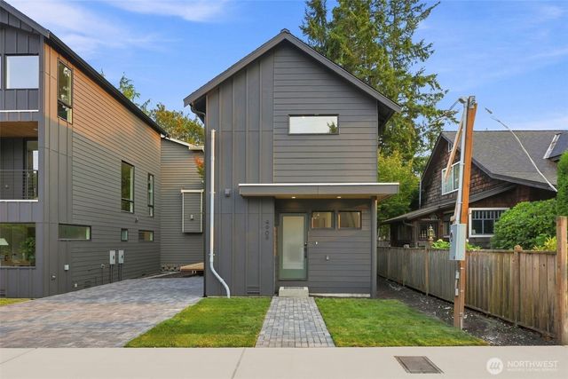 4909 SW Canada Drive, Seattle, WA 98136