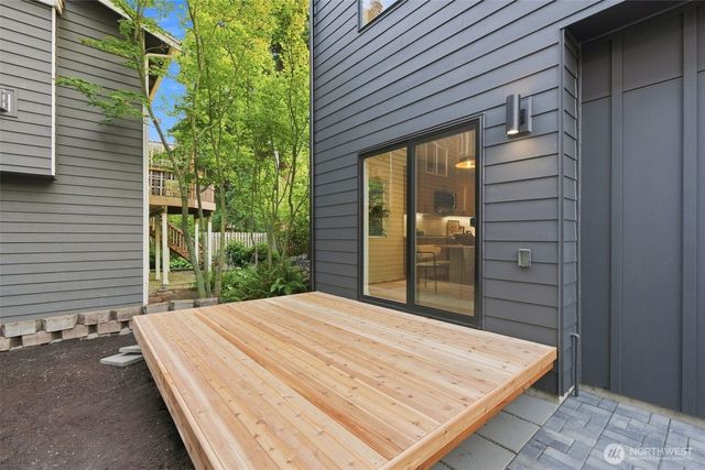4909 SW Canada Drive, Seattle, WA 98136