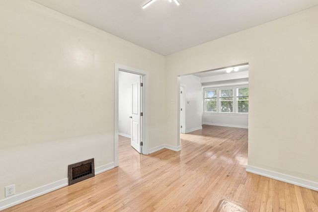 310 E 138th Street, Chicago, IL 60827
