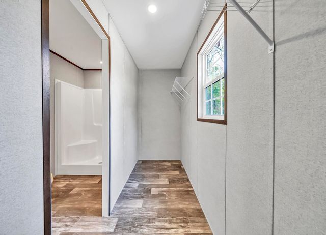 196 Gregory Dean Lane, Defuniak Springs, FL 32433