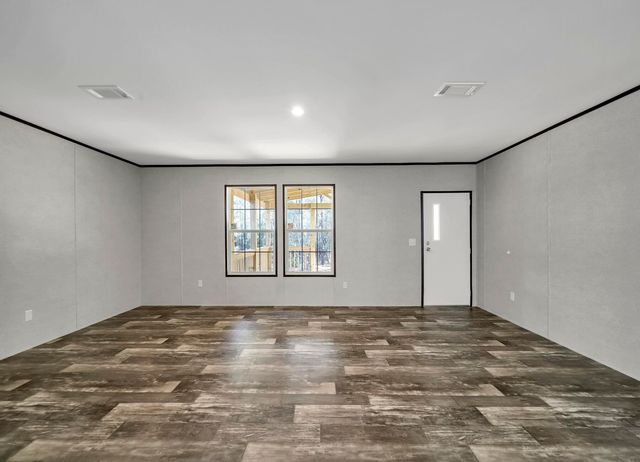 196 Gregory Dean Lane, Defuniak Springs, FL 32433