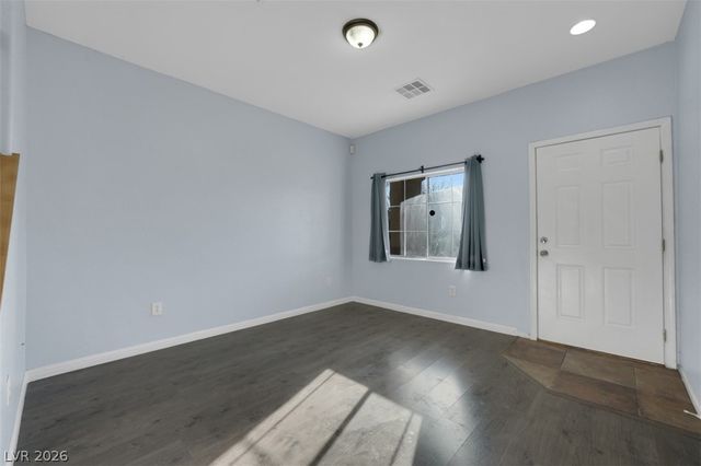 1824 Peridot Point Street, Las Vegas, NV 89106