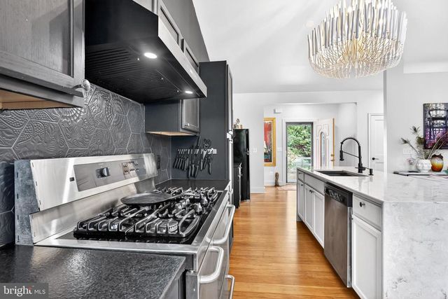 339 PIEDMONT AVE, Washington, VA 22747
