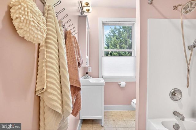 339 PIEDMONT AVE, Washington, VA 22747