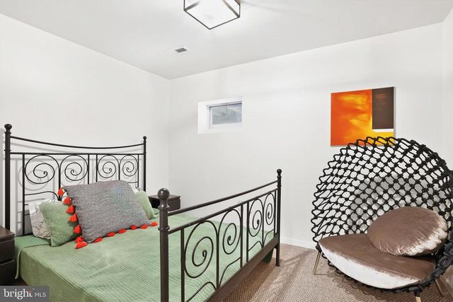 339 PIEDMONT AVE, Washington, VA 22747