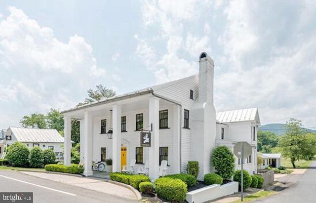 339 PIEDMONT AVE, Washington, VA 22747