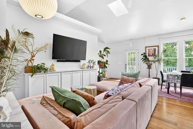 339 PIEDMONT AVE, Washington, VA 22747