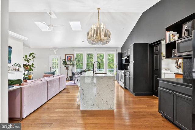 339 PIEDMONT AVE, Washington, VA 22747