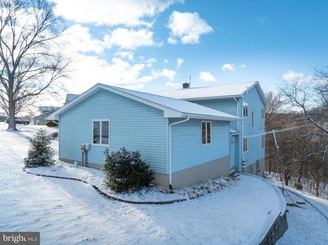 1086 CORTLAND DR, Lemont, PA 16851